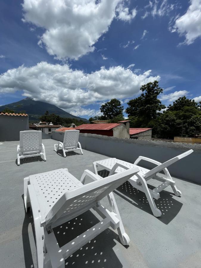 Zoola Suites Antigua Ngoại thất bức ảnh