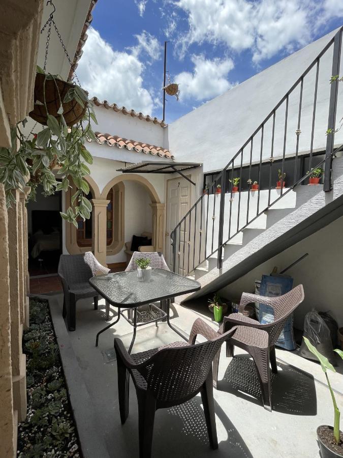 Zoola Suites Antigua Ngoại thất bức ảnh
